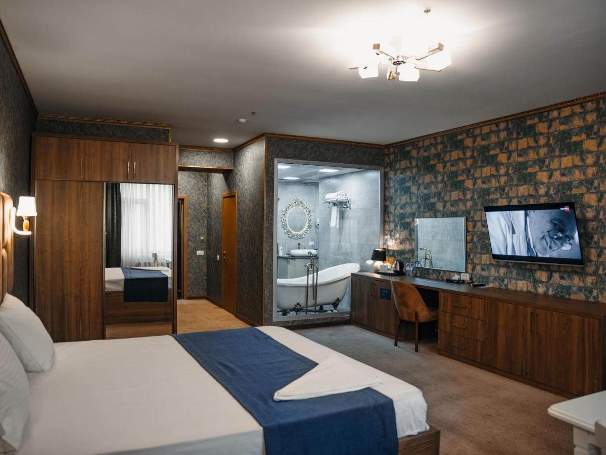 Alison Hotel Baku Ngoại thất bức ảnh
