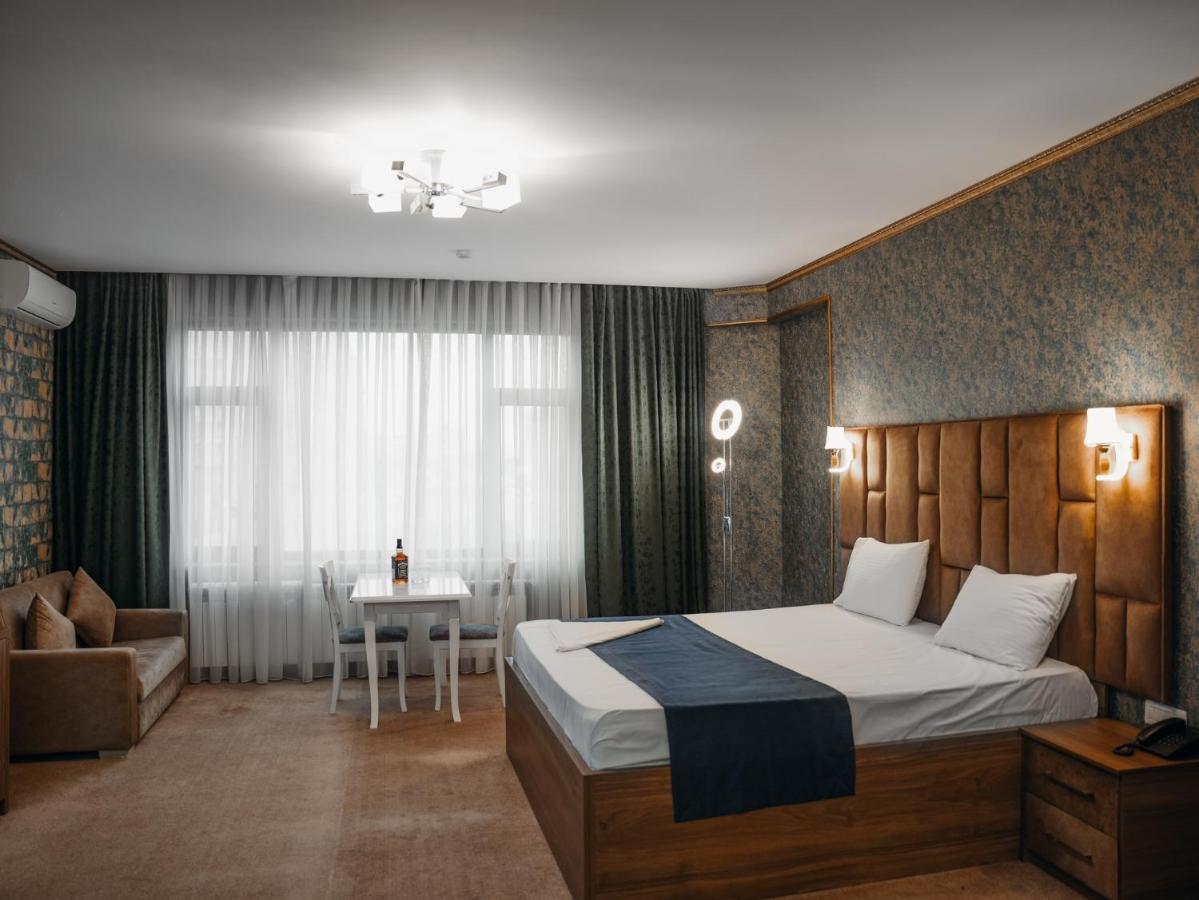 Alison Hotel Baku Ngoại thất bức ảnh