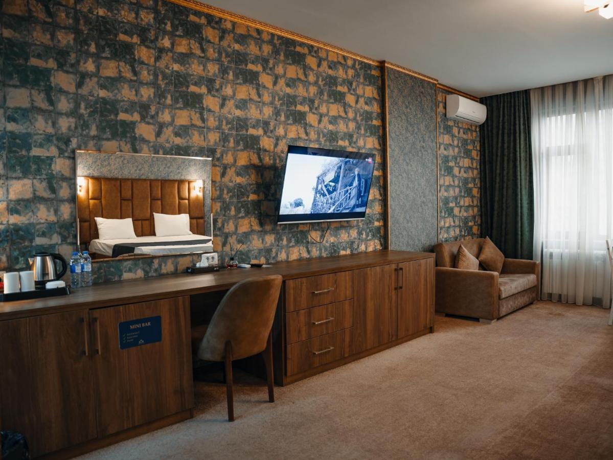 Alison Hotel Baku Ngoại thất bức ảnh