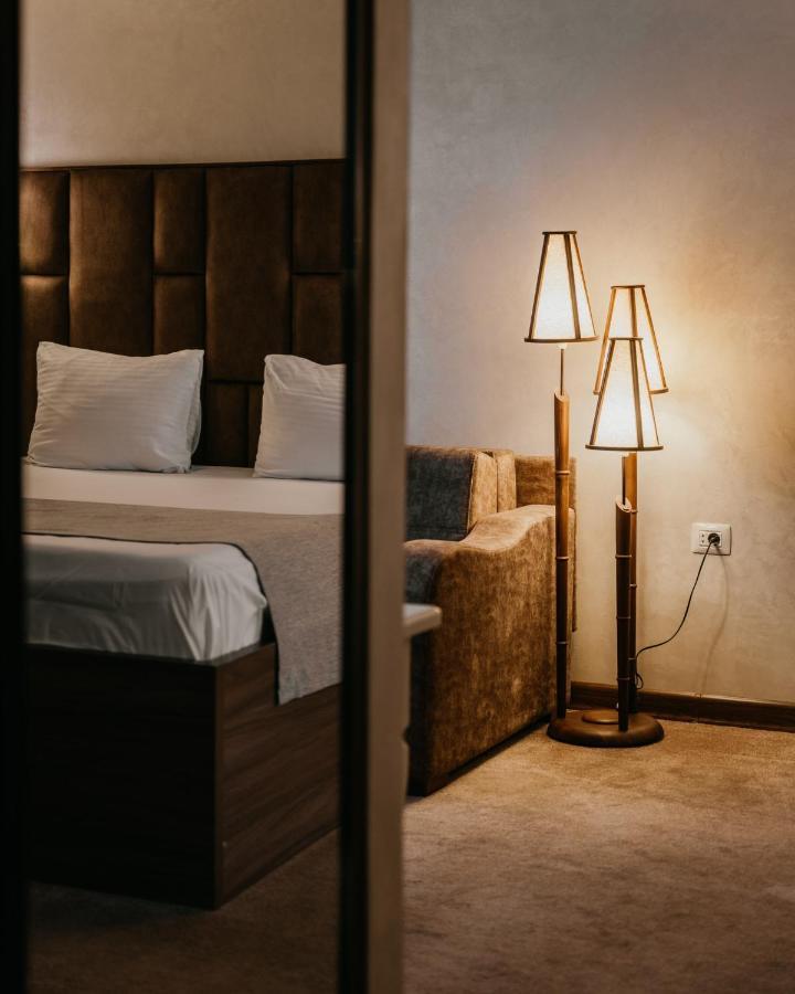 Alison Hotel Baku Ngoại thất bức ảnh