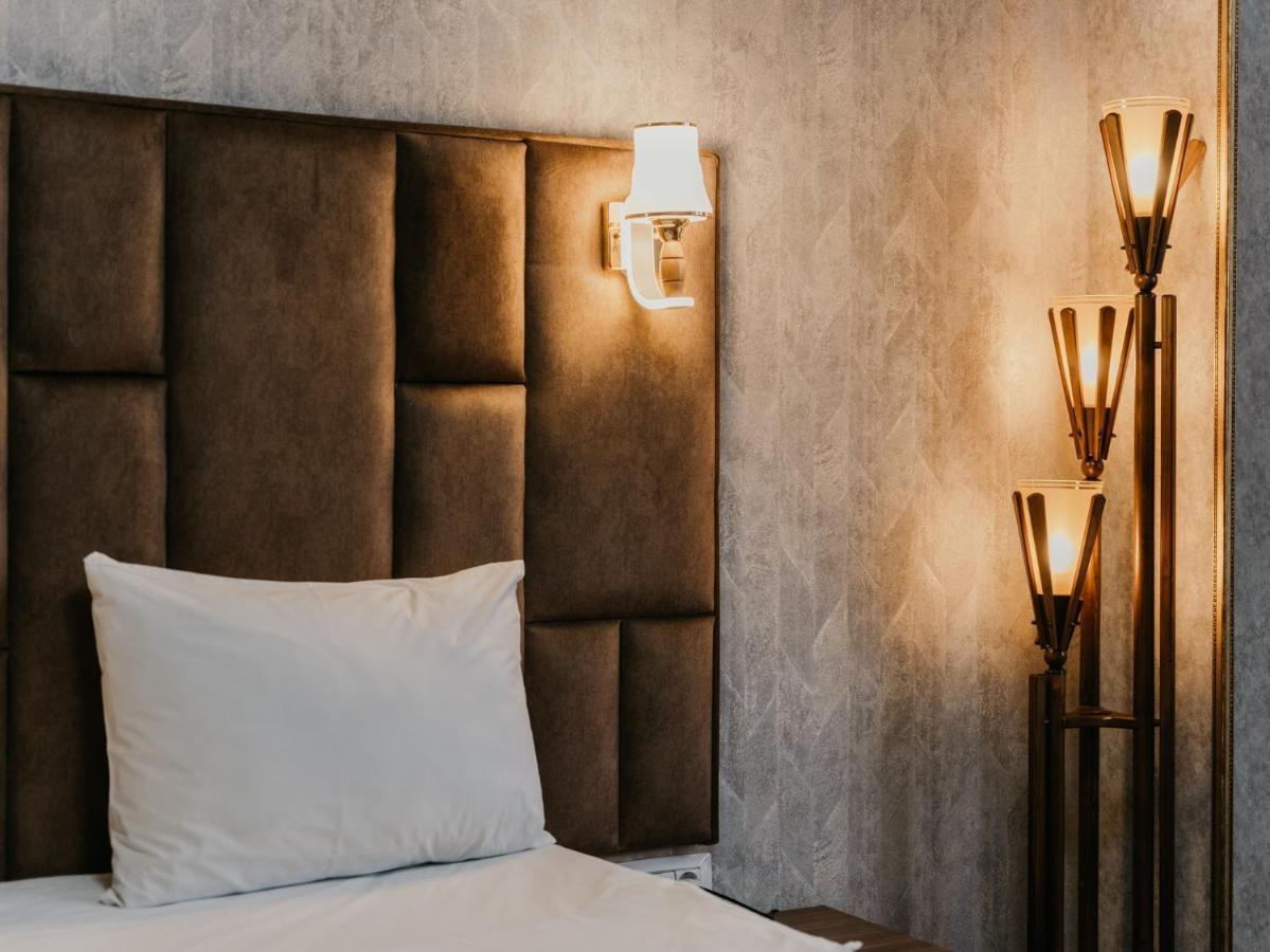 Alison Hotel Baku Ngoại thất bức ảnh
