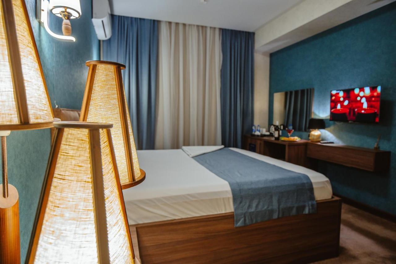 Alison Hotel Baku Ngoại thất bức ảnh