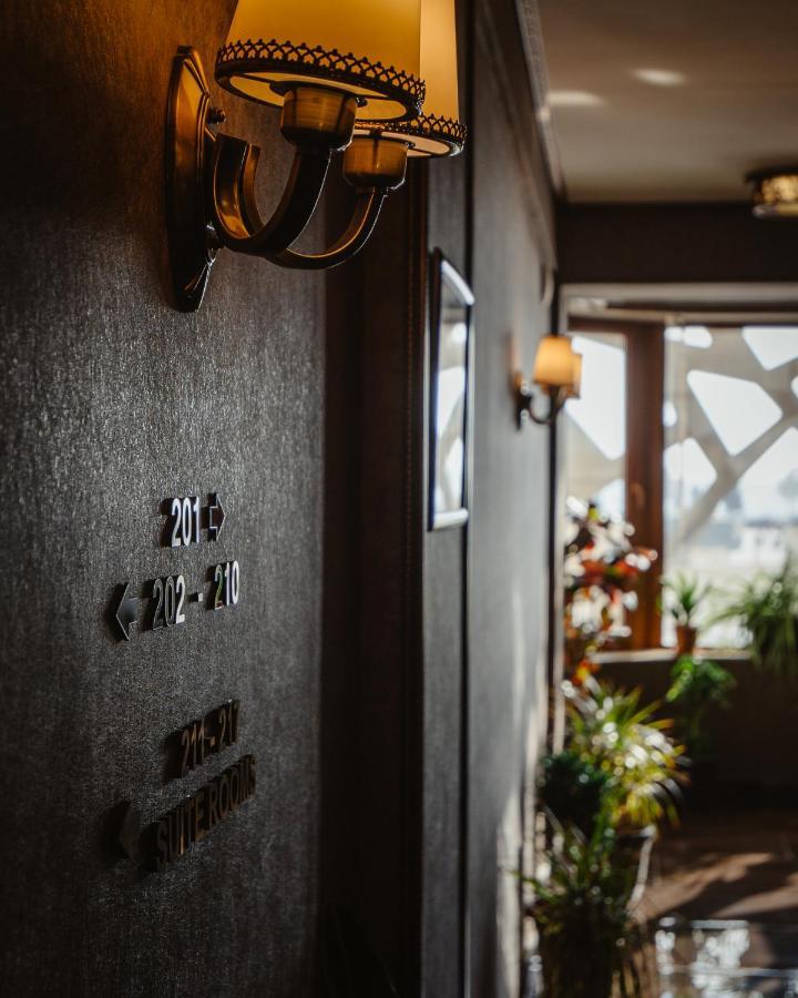 Alison Hotel Baku Ngoại thất bức ảnh