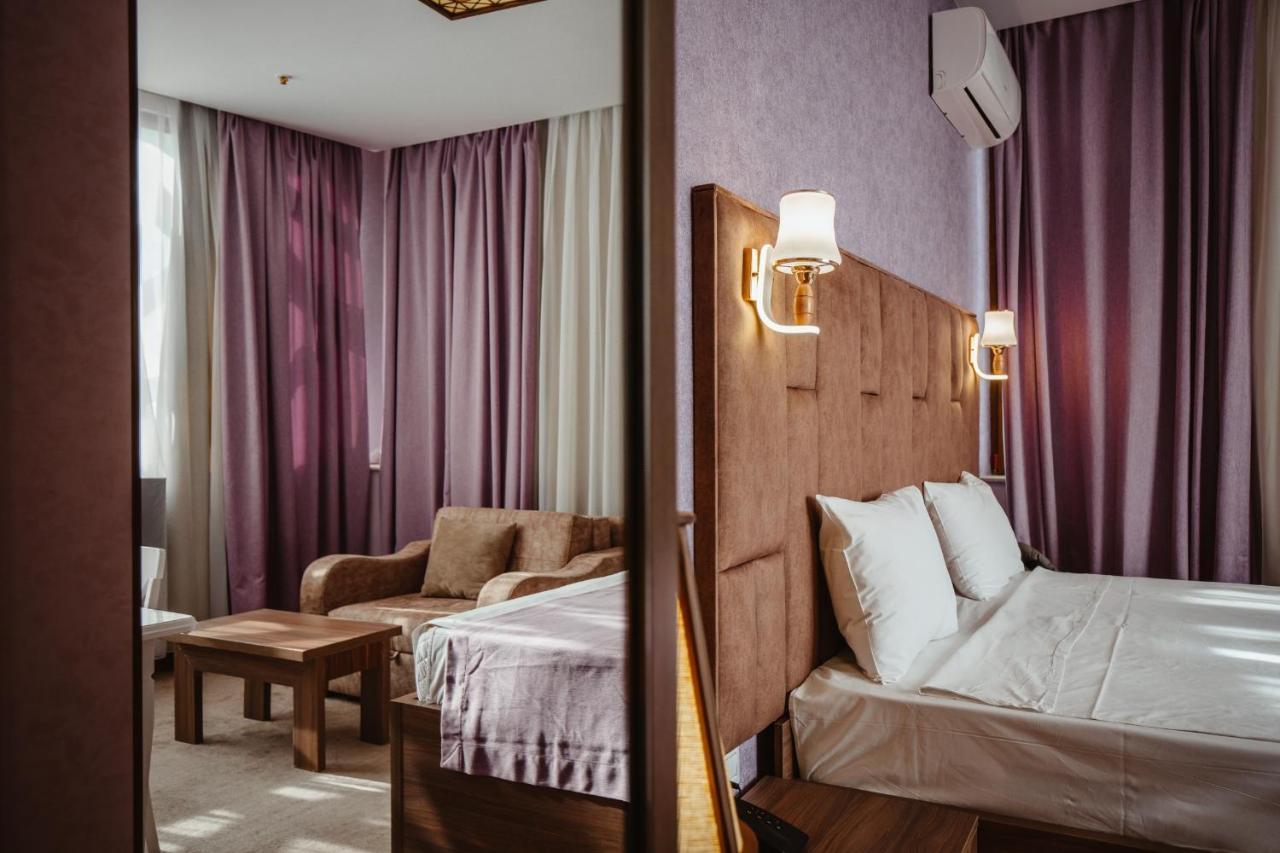 Alison Hotel Baku Ngoại thất bức ảnh