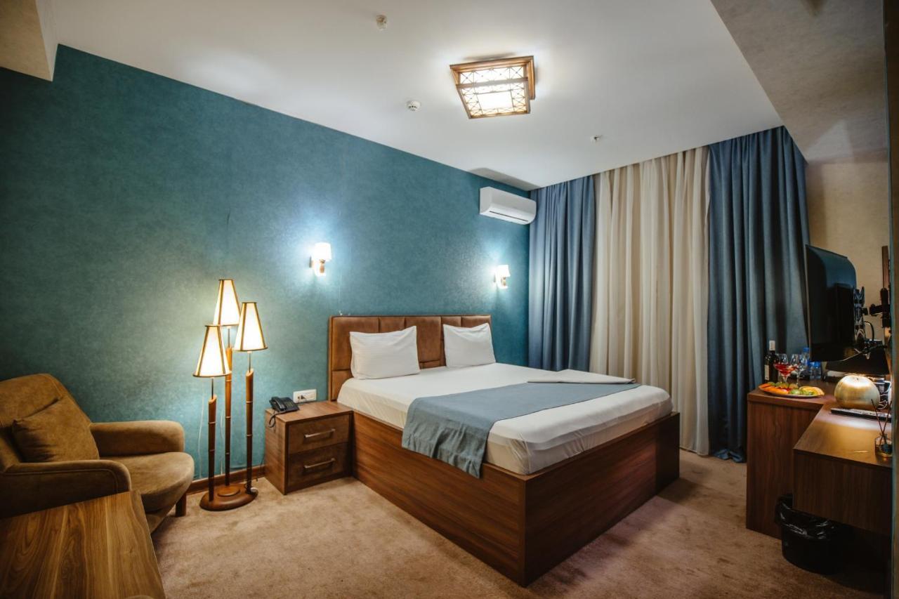 Alison Hotel Baku Ngoại thất bức ảnh