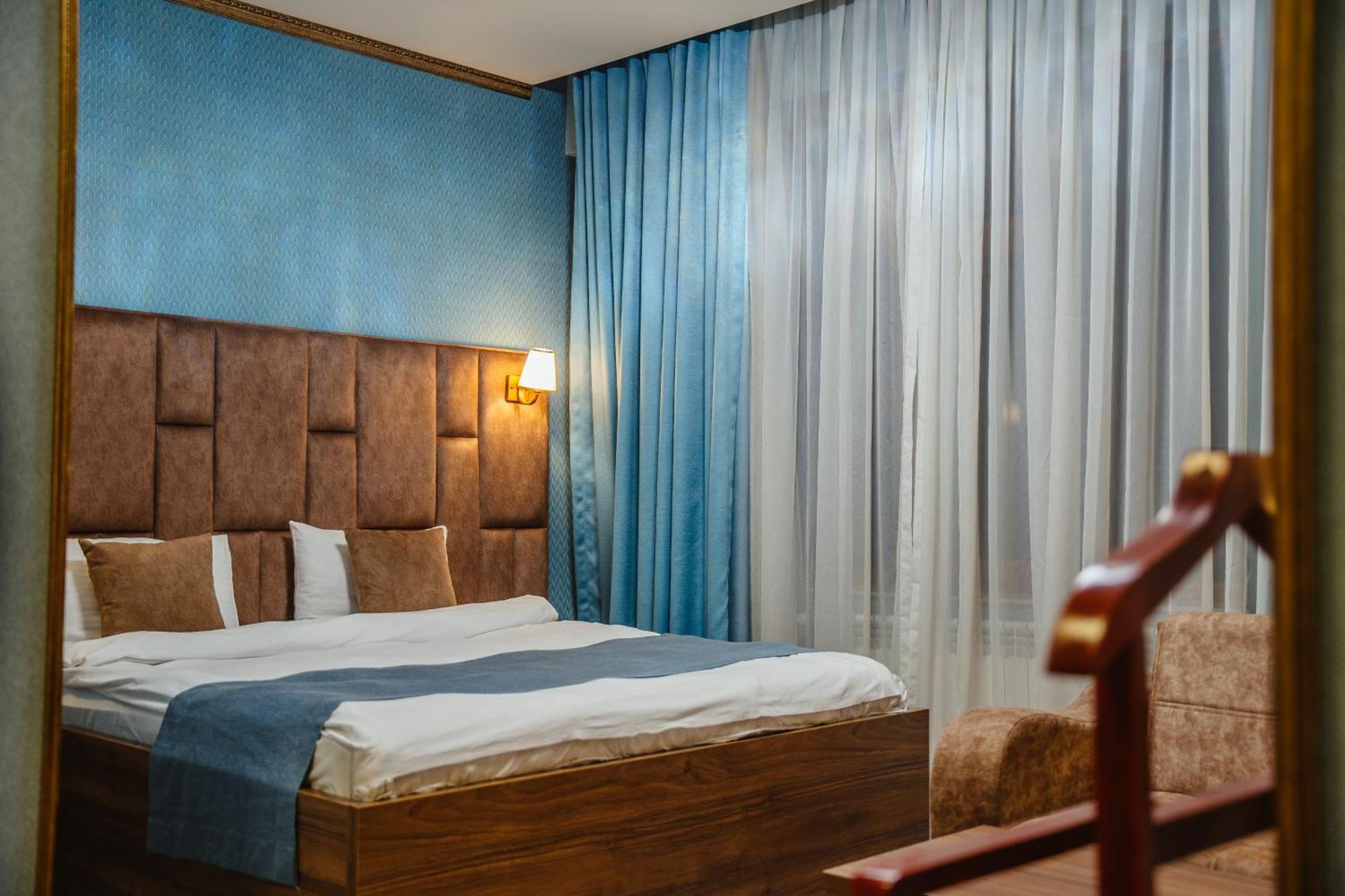 Alison Hotel Baku Ngoại thất bức ảnh