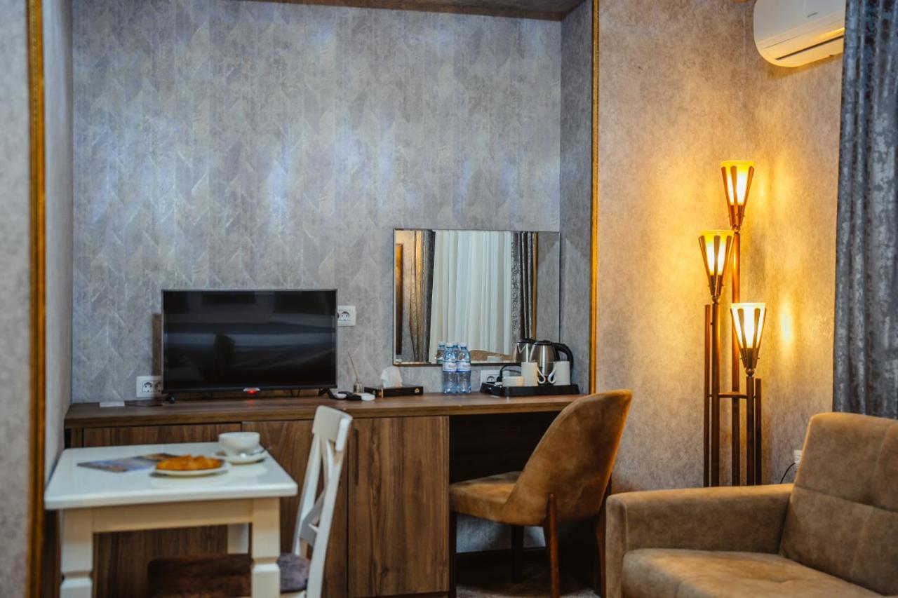 Alison Hotel Baku Ngoại thất bức ảnh