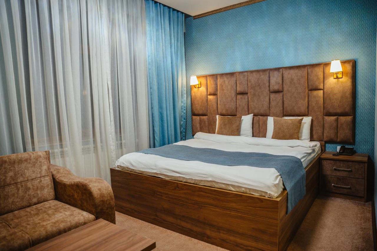 Alison Hotel Baku Ngoại thất bức ảnh