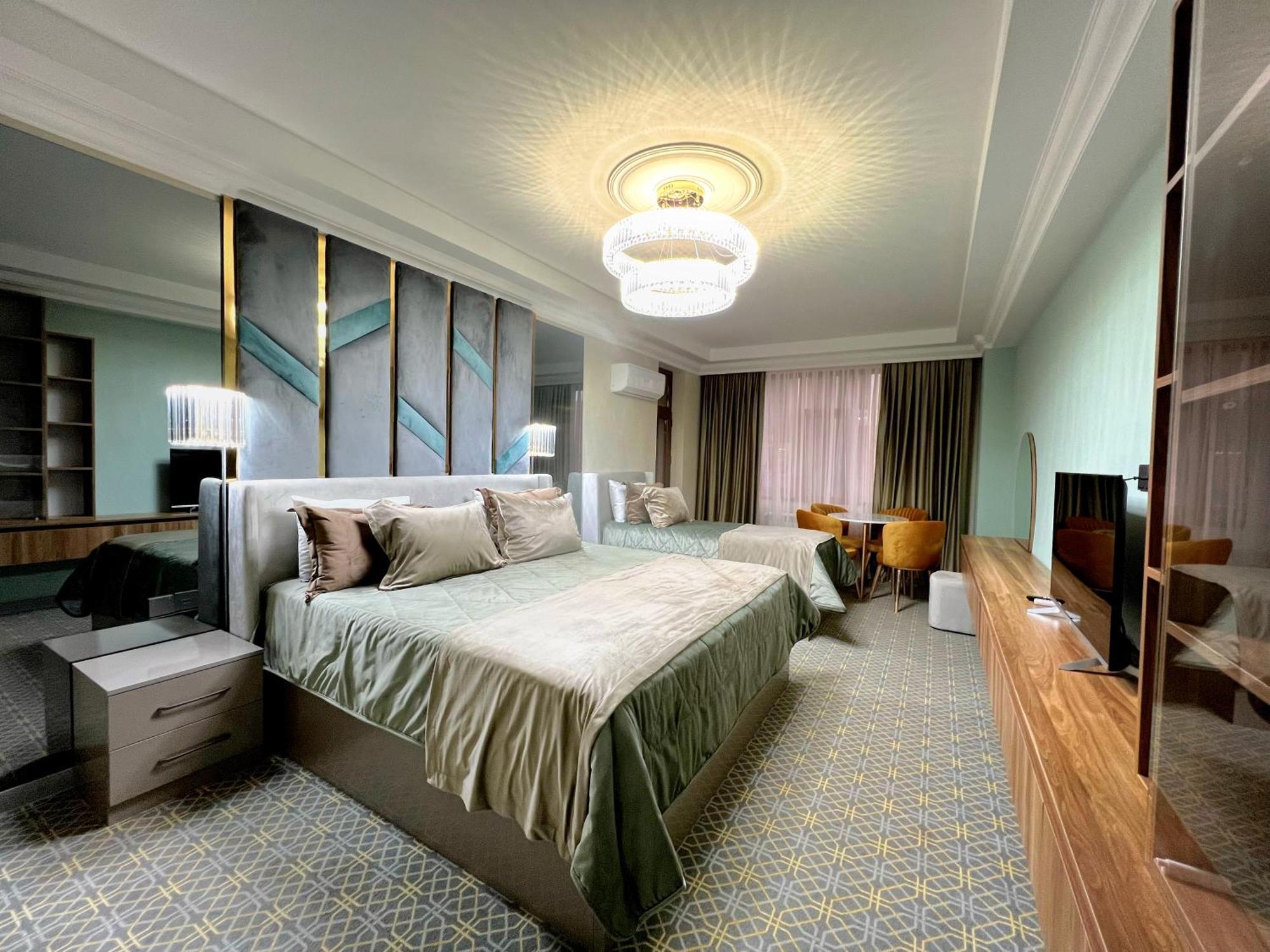 Alison Hotel Baku Ngoại thất bức ảnh