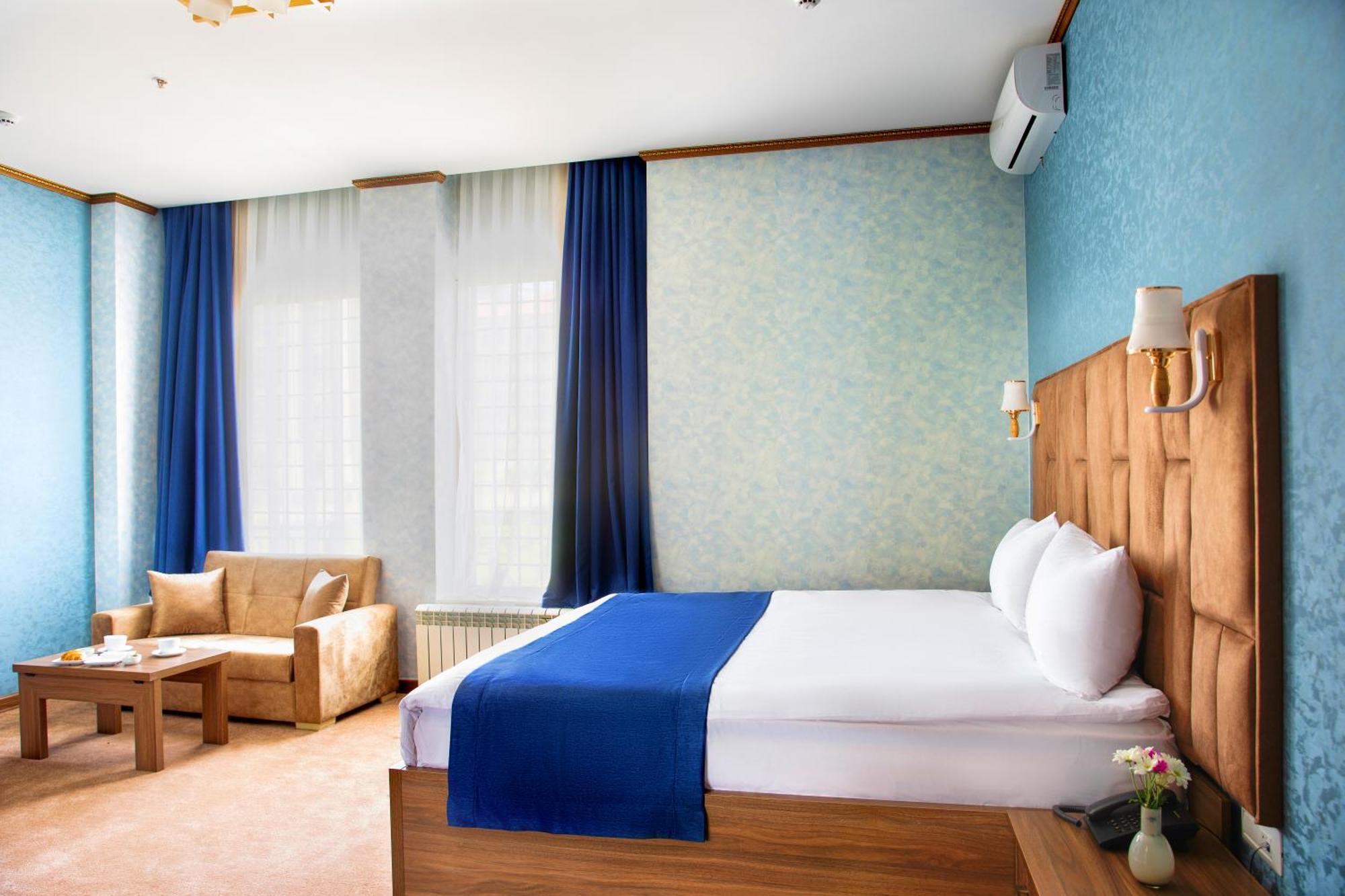 Alison Hotel Baku Ngoại thất bức ảnh